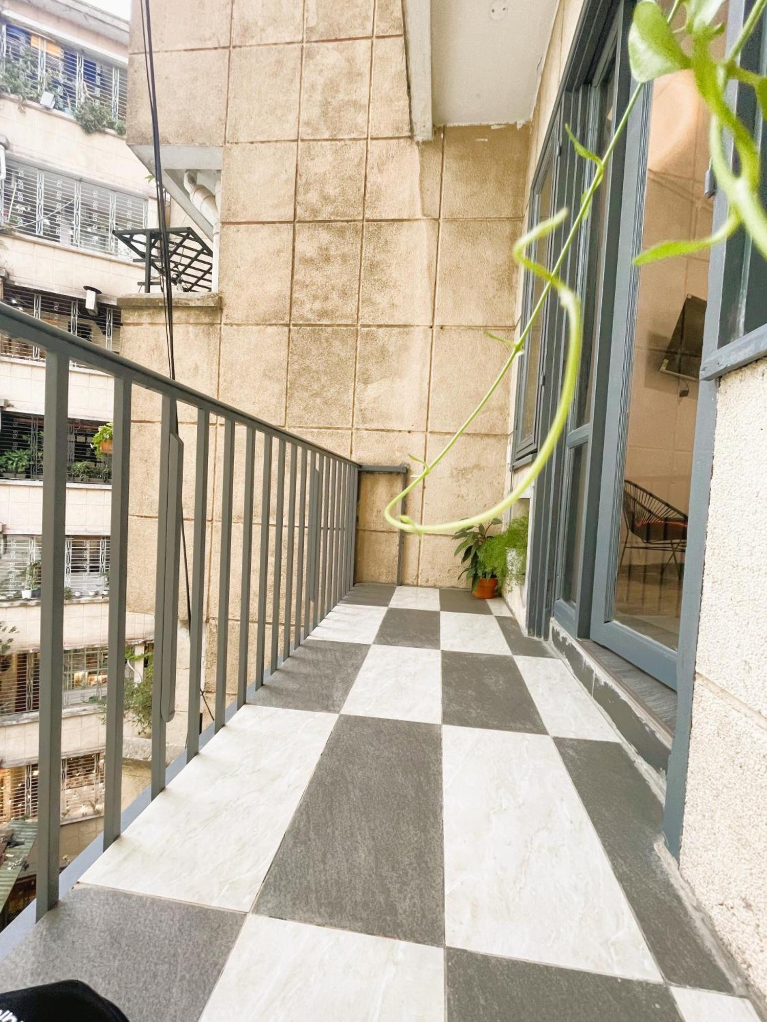 6Even Hotel - Have A Staycation In The Cafe Apartments Building Ho Chi Minh City Exterior photo