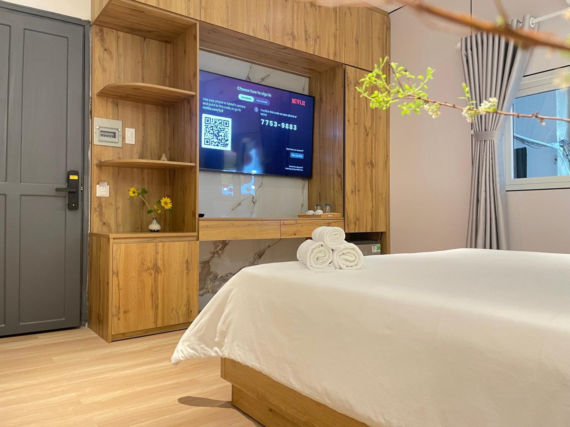 6Even Hotel - Have A Staycation In The Cafe Apartments Building Ho Chi Minh City Exterior photo