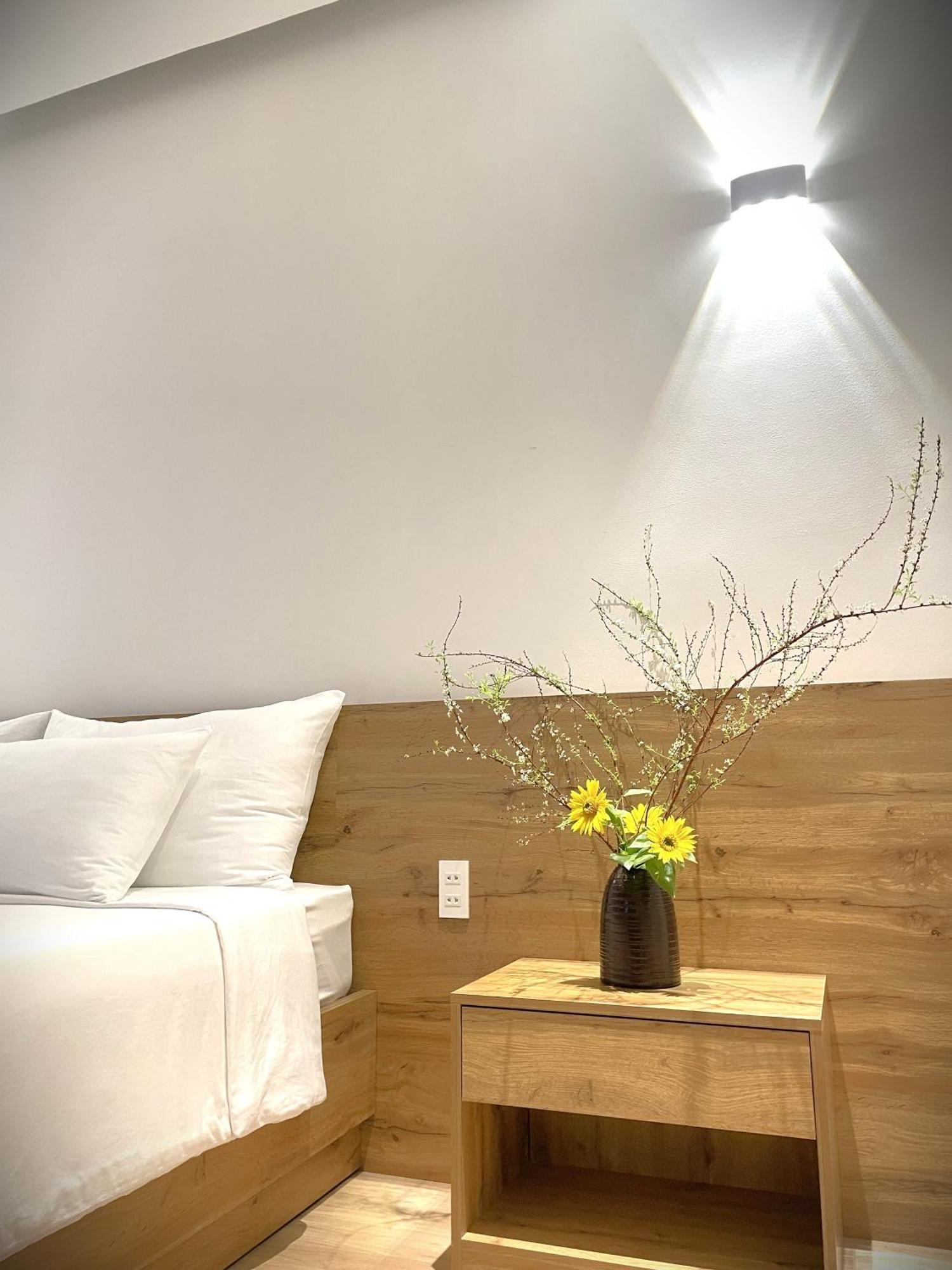 6Even Hotel - Have A Staycation In The Cafe Apartments Building Ho Chi Minh City Exterior photo