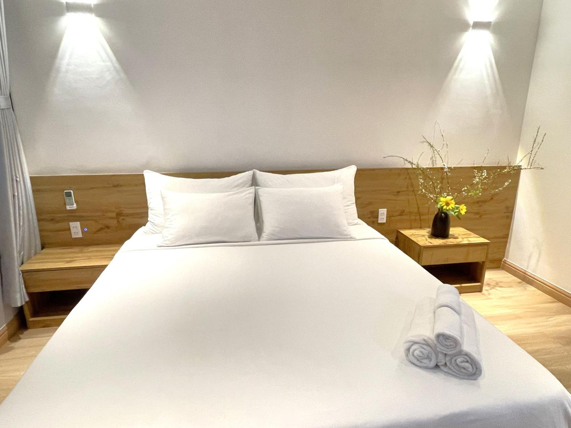 6Even Hotel - Have A Staycation In The Cafe Apartments Building Ho Chi Minh City Exterior photo